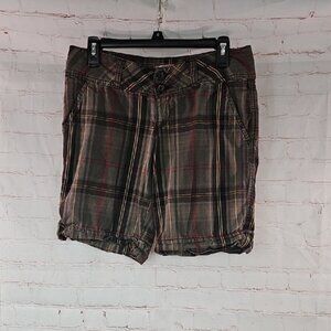 4/$20 No Boundaries Red and Brown Bermuda Shorts Casual Plaid